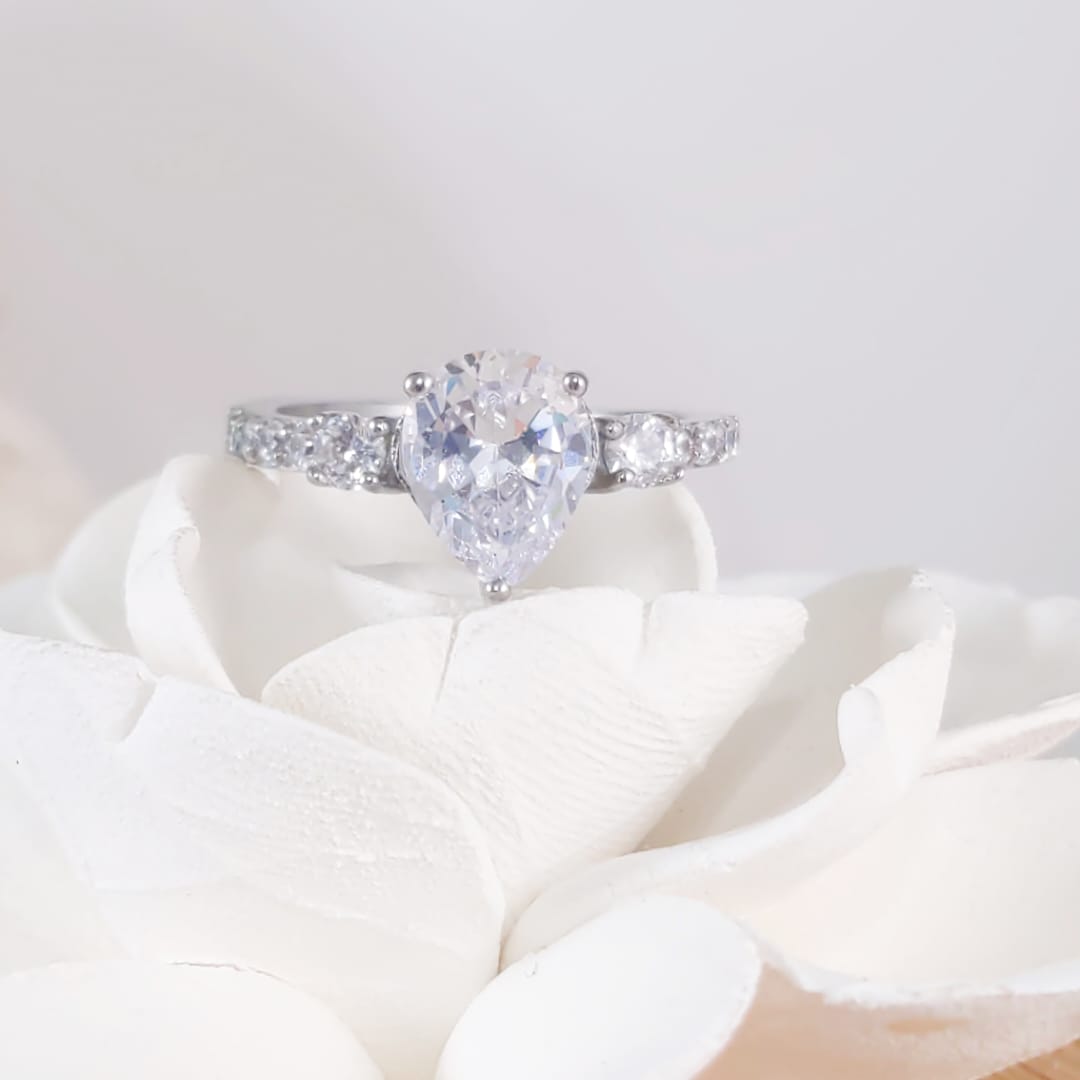Romantic Ring